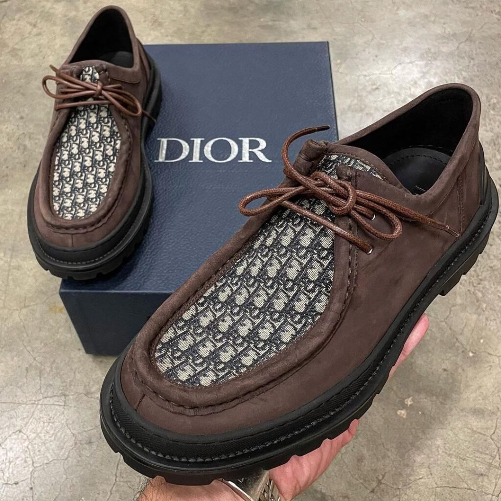 Christian Dior Shoes pallet liquidation and Wholesale - Image 4