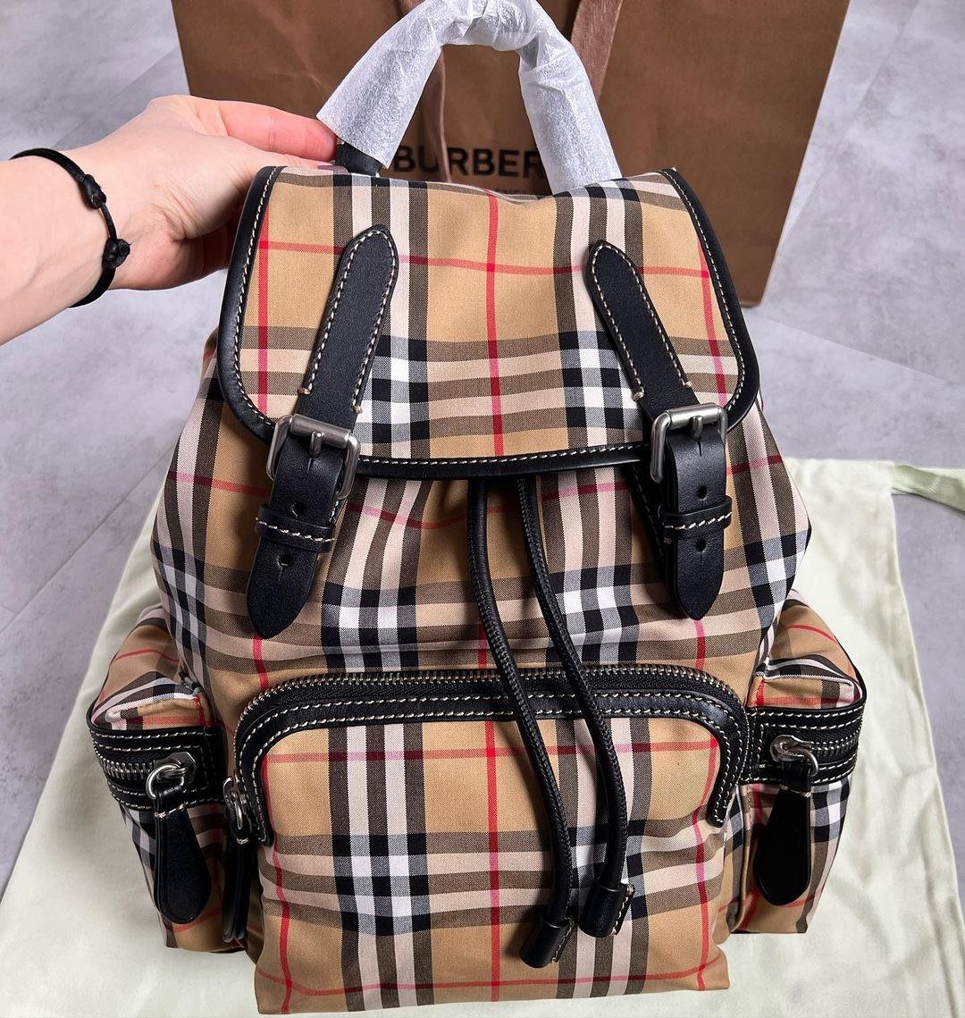 Designers Backpack Pallets liquidation - Image 5