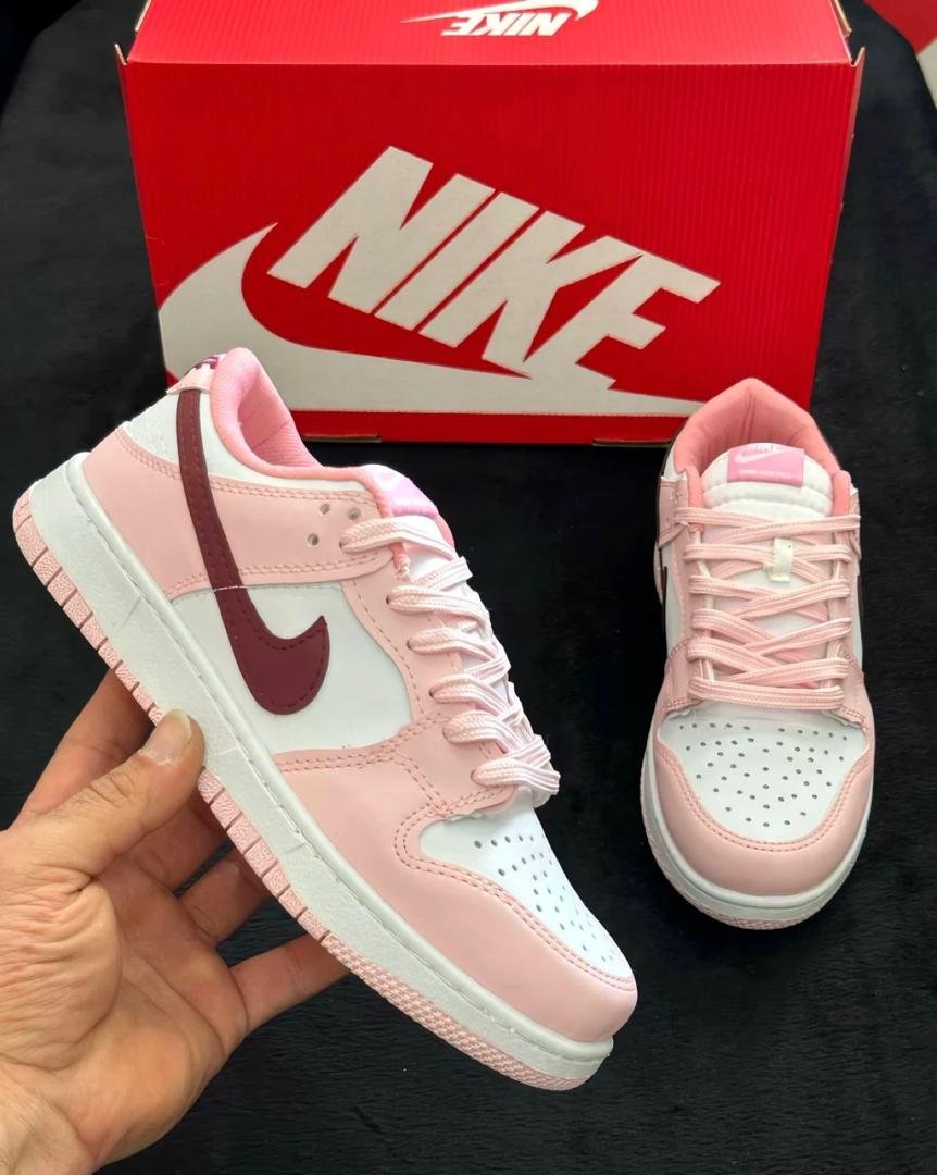 Nike Shoes Liquidation Pallets Wholesale | Nike Dunk Sneakers Pallet – 100 Authentic Pairs Wholesale - Image 5
