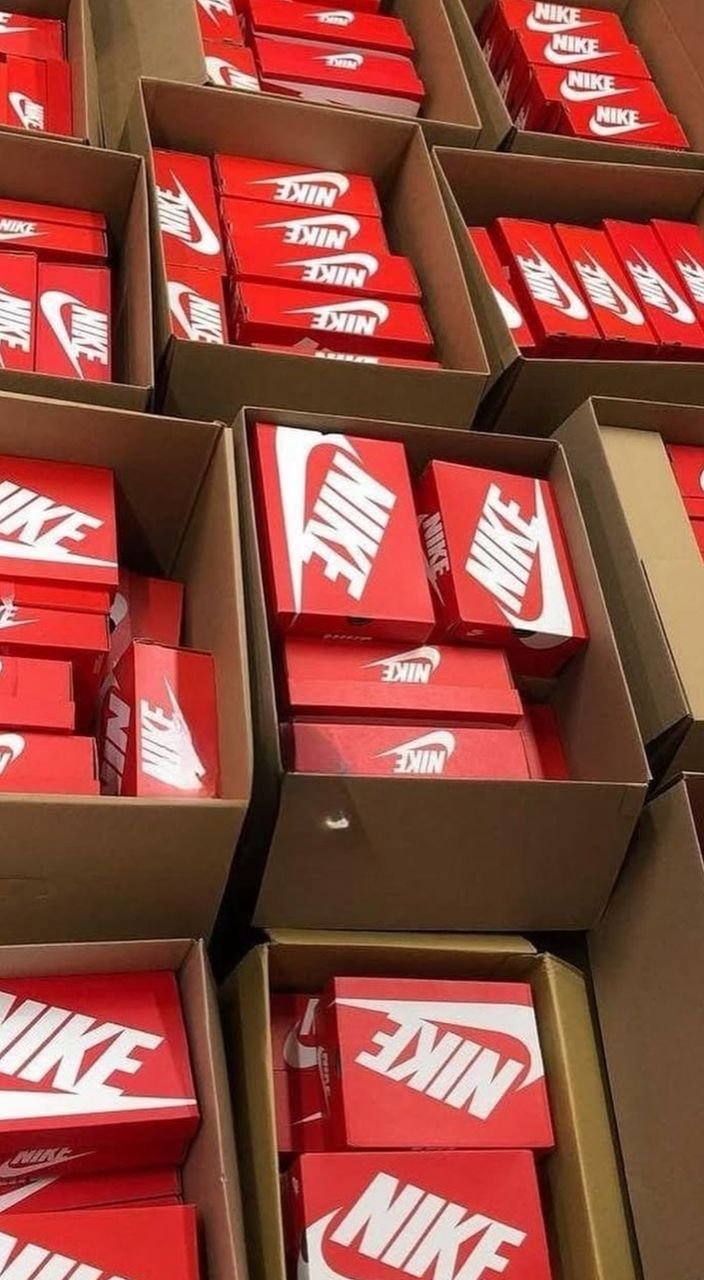 Mixed Nike Sneakers Pallet for Sale – 50 Pairs - Image 12