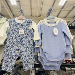 Alternative view of Baby Clothing Wholesale Pallets – 200 Brand New Baby Clothes for $500 | Worldwide Shipping