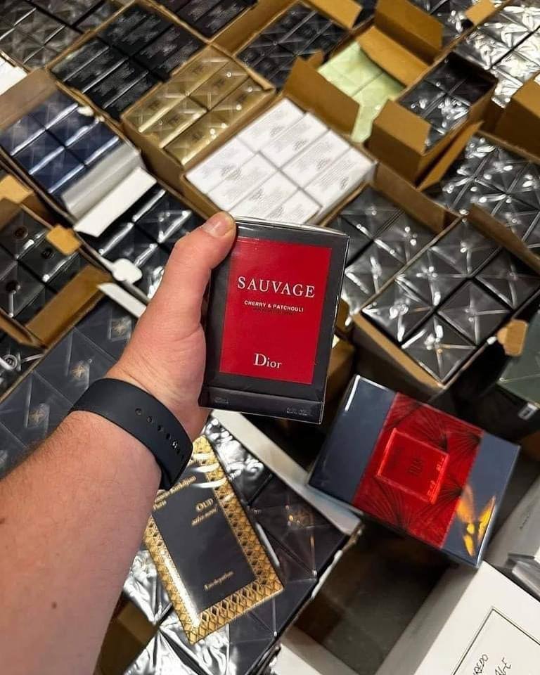 Authentic Perfume Pallet liquidation | Premium mixed Perfumes Pallets liquidation - Image 5
