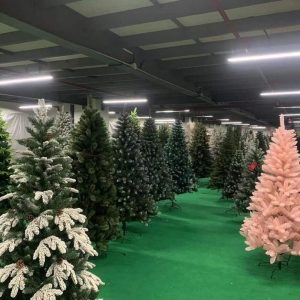Alternative view of Christmas Tree Pallet Liquidation